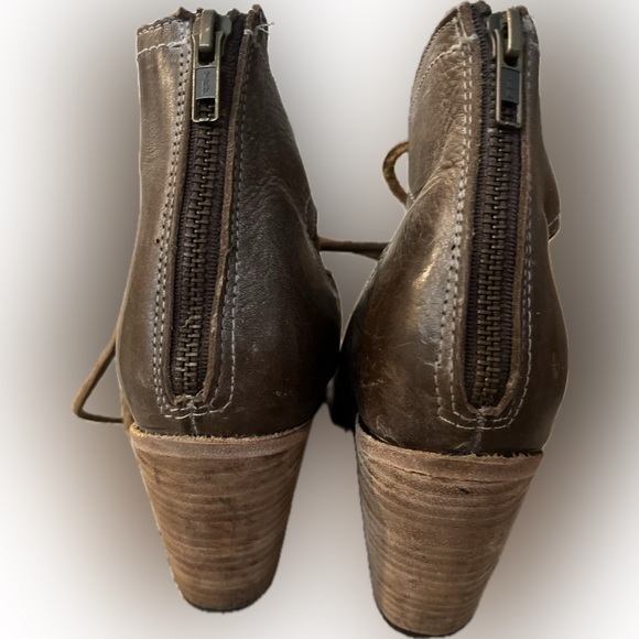 Freebird by Steven Flame leather ankle boot/bootie, Size 8, color Stone - Picture 6 of 6